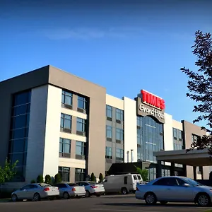 Grand Times – Aeroport De Ciudad de Quebec