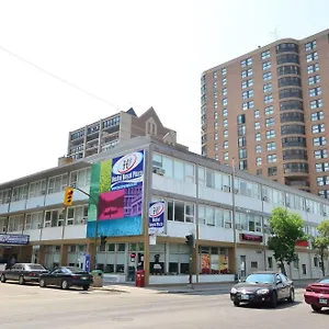 https://hotel-royal-plaza.winnipeg-hotels.net